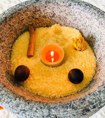 Picture of Healing and Cleanser Yellow salt Kit. Free Shipping to USA if you buy 35 UP.
