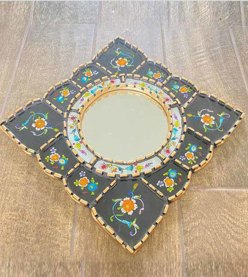 Picture of Cuscajas Mirror.