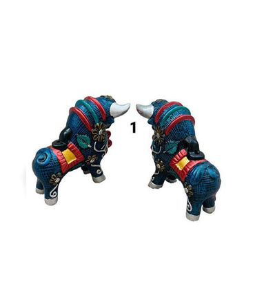 Picture of Magical Pucara Bulls. Two pieces.