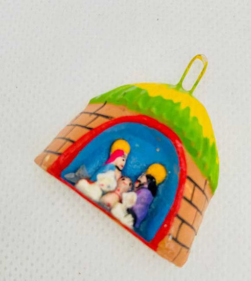 Picture of Tiny Nativity Scene.