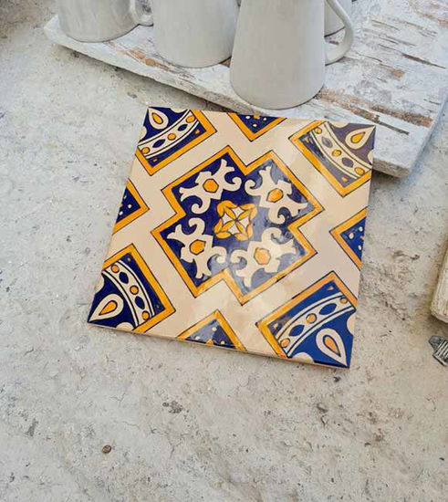 Picture of CUSTOMIZABLE Talavera tile, Handmade and Handpainted Ceramic Tiles