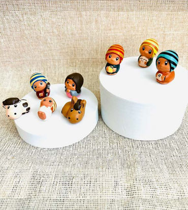 Picture of Tiny Peruvian Nativity Scene Christmas Decor - 8 pcs set - 1" tall