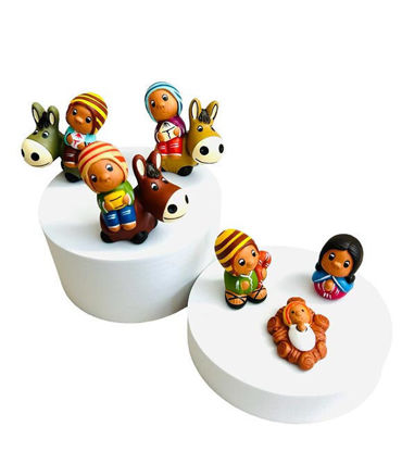 Picture of Nativity Scene and Donkeys 2 inches