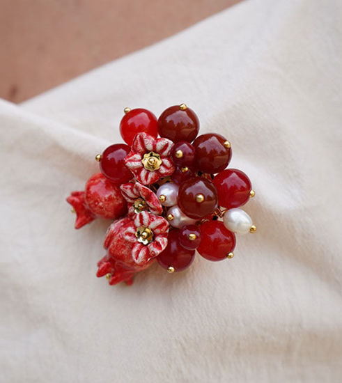 Picture of Brooch with pomegranates